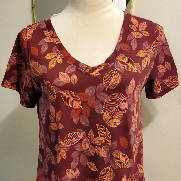 LuLaRoe Tee short sleeves - Picture 3 of 4